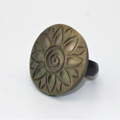 Balinese Handcrafted Shell Ring